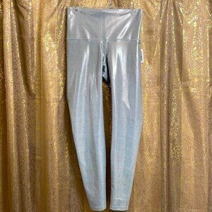Old Navy shiny silver metallic extra high rise go dry leggings, M, NWT